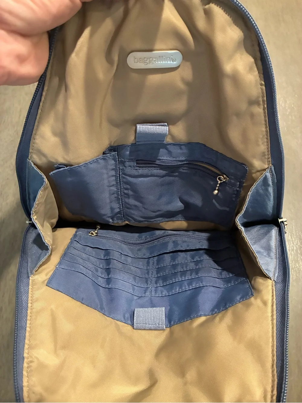 Baggallini Blue Triangular Canvas Backpack - Unbranded